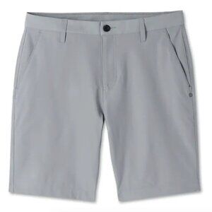 Vuori Meta Shorts in Steel Size 31 for Men